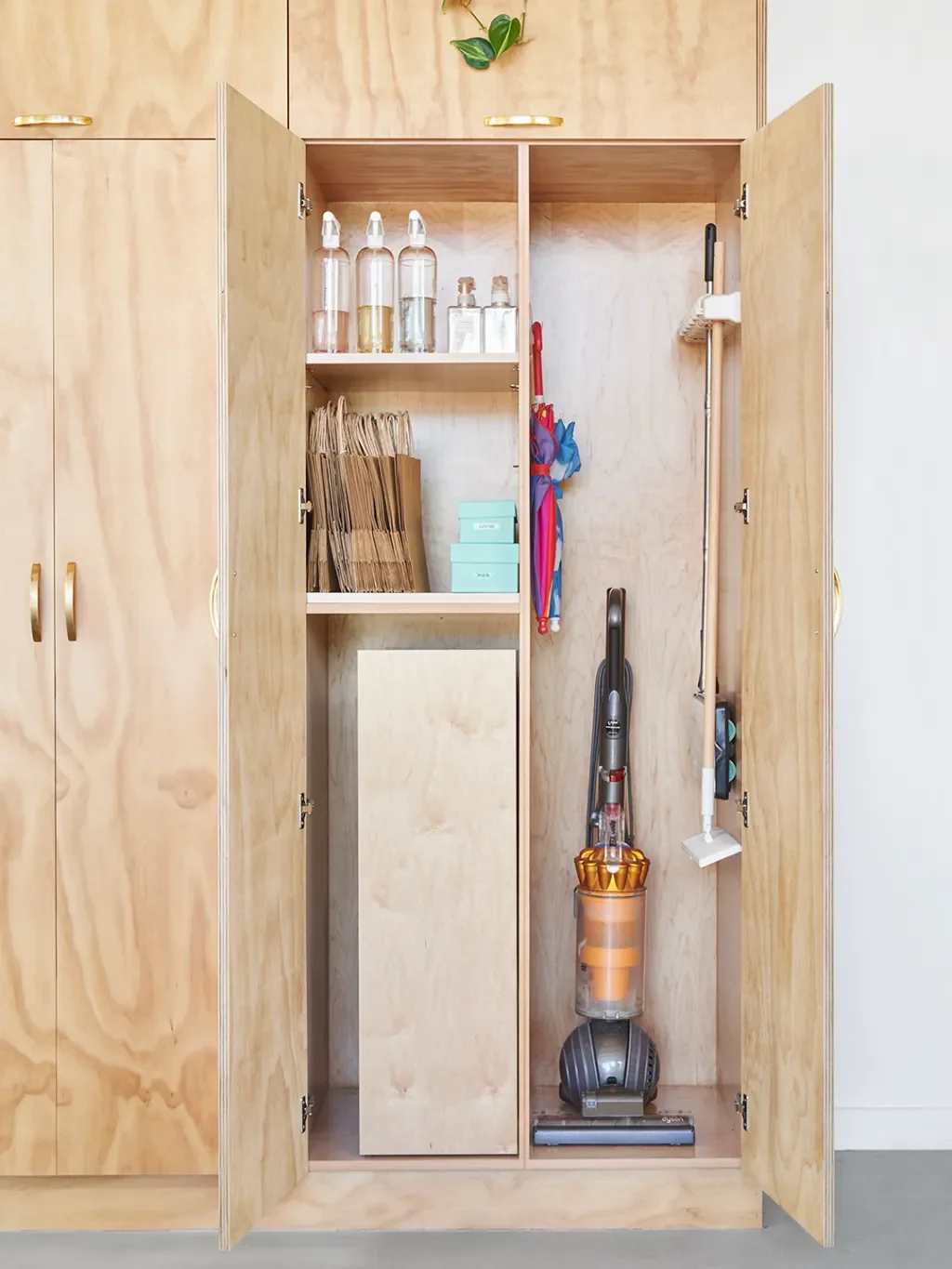 8 Cleaning Products Our Editors Gush About on Repeat