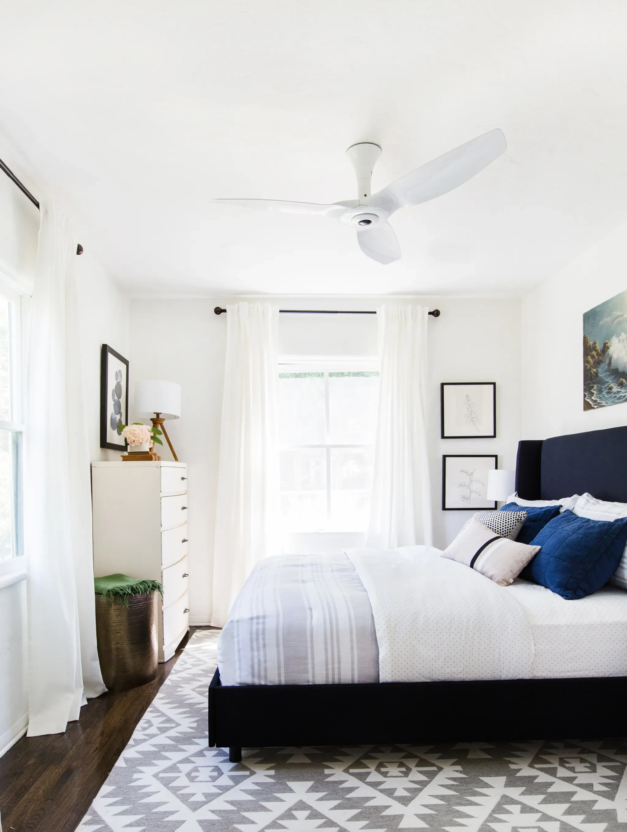 The Ceiling Fan Dust Hack Reddit Won't Stop Talking About