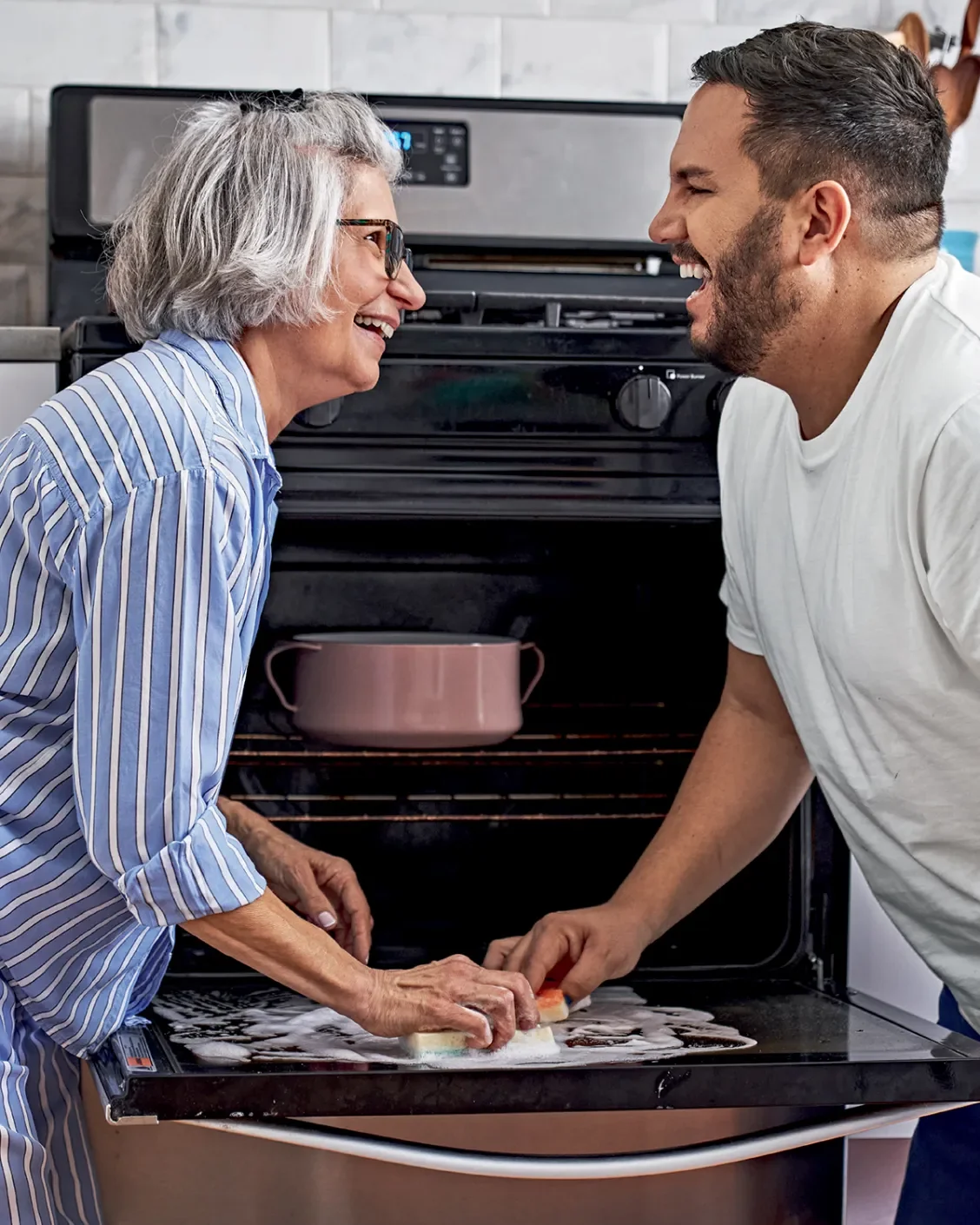 Grossy Pelosi's Mom Shared Her Speedy Oven-Cleaning Hack, and We're Sold