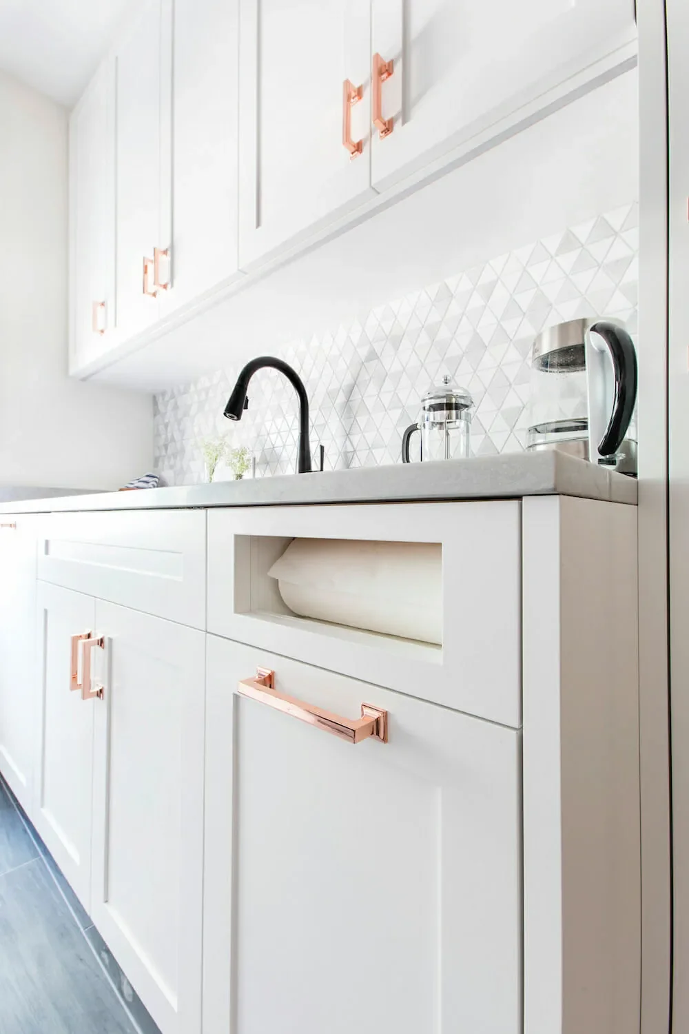 This Built-In Dish Rack Is the Kitchen Upgrade You Didn’t Know You Needed