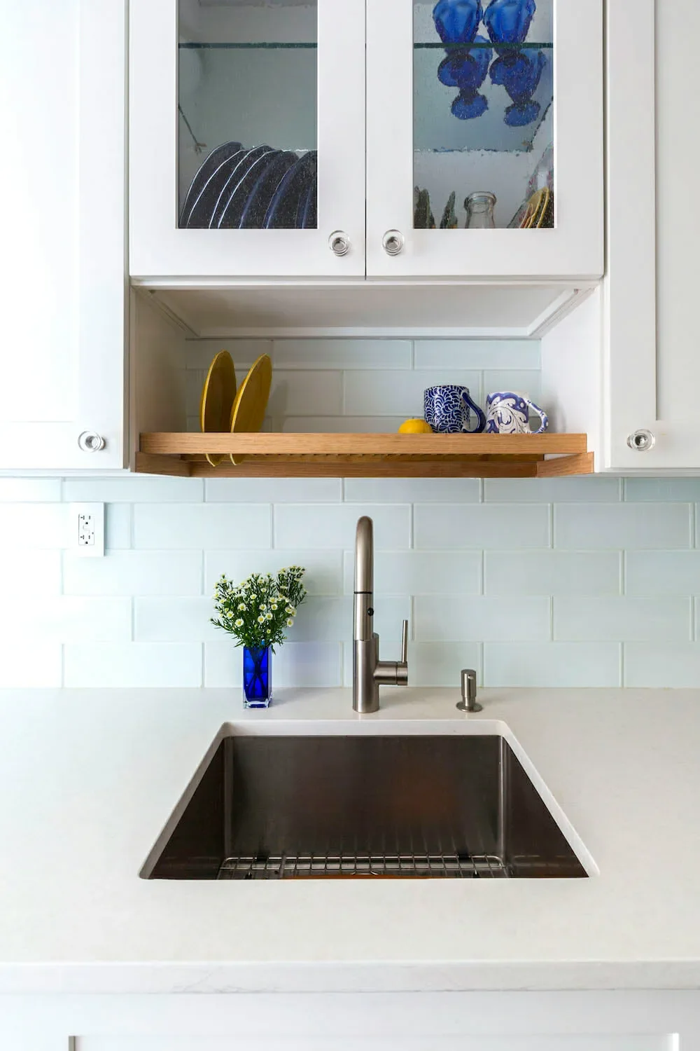 This Built-In Dish Rack Is the Kitchen Upgrade You Didn’t Know You Needed